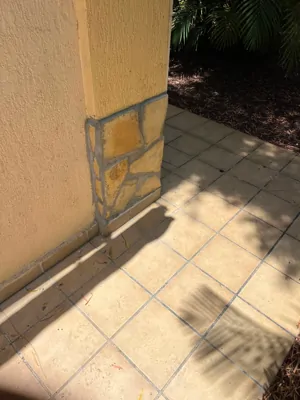 Revestimiento de piedra en esquina exterior