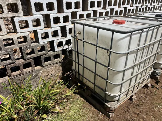 Depósito de agua para riego